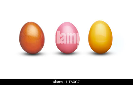 Bunte Ostereier dekoriert auf einem weißen Hintergrund. Stockfoto