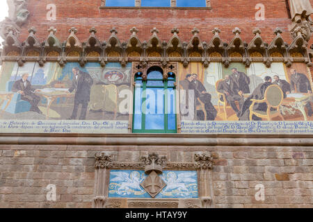Hospital De La Santa Creu ich Sant Pau, Barcelona, Katalonien, Spanien. Von der katalanischen Modernisme Architekt Lluís Domènech ich Montaner. Stockfoto