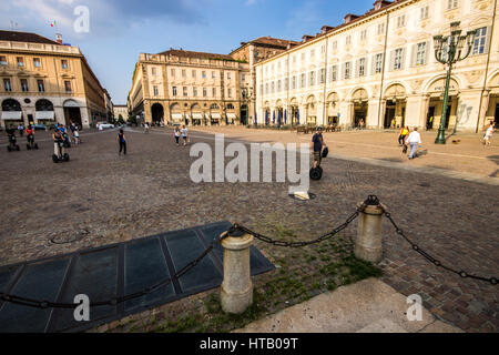 Denkmäler der Piazza San Carlo, einem der wichtigsten Plätze in Turin, Italien. Stockfoto