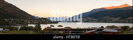 Dampfschiff TSS Earnslaw Segeln von Queenstown Hafen am Lake Wakatipu - Südinsel Neuseeland Stockfoto