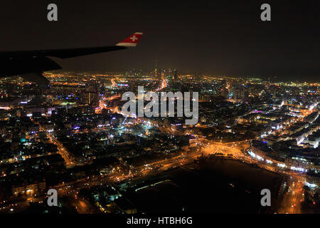 Dubai/VAE 9. März 2017: Airbus A330 von Swis landet auf dem Flughafen von Dubai. Stockfoto