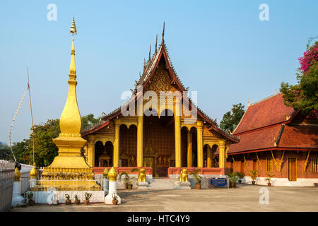 Die Ordinationshalle (Ubosot) des Wat Sen-Tempel (auch bekannt als Wat Sene Souk Haram) in Luang Prabang, Laos. Stockfoto