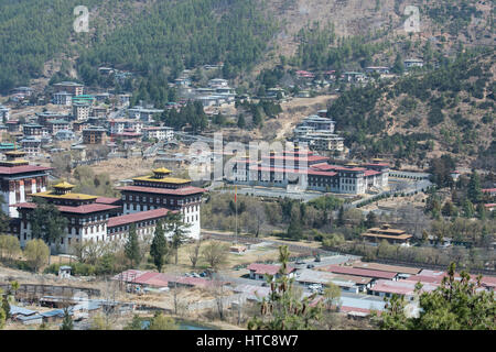 Bhutan Thimphu. Tashichhoedzong (aka Tashichho Dzong) historischen buddhistischen Kloster und Festung beherbergt, die jetzt den Sitz der zivilen Regierung Bhutans. Stockfoto