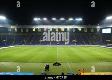 Charkiw, Ukraine - 15. November 2016: Panoramablick über Metalist Stadion vor dem Freundschaftsspiel zwischen der Ukraine und Serbien, Charkiw, Ukraine Stockfoto