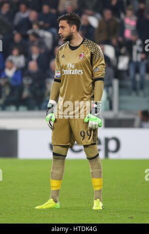 Gianluigi Donnarumma (AC Milan) während die Serie A Fußballspiel zwischen FC Juventus Turin und AC Mailand Juventus Stadion am 10. März 2017 in Turin, Italien. Juventus gewann 2: 1 über Mailand. Stockfoto