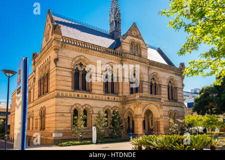 Adelaide, Australien - 11. November 2016: The University of Adelaide – Mitchell Gebäude auf North Terrace in Adelaide CBD an einem Tag Stockfoto