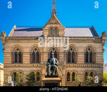 Adelaide, Australien - 11. November 2016: The University of Adelaide – Mitchell Gebäude auf North Terrace in Adelaide CBD an einem Tag Stockfoto