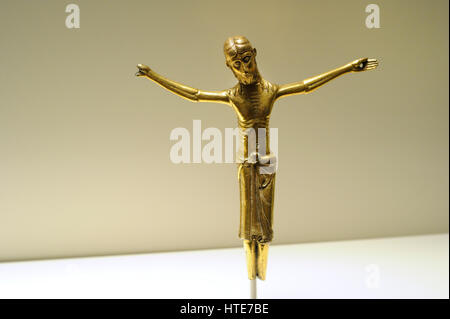 Christus von Moror. Ca.1180. anonym. Romanische. Vergoldung Bronze. Von der Kirche von San Miquel de Moror (St. Michael der Moror) Lleida Provinz, Catalonia. Nationalen Kunstmuseum von Katalonien. Barcelona. Katalonien. Spanien. Stockfoto