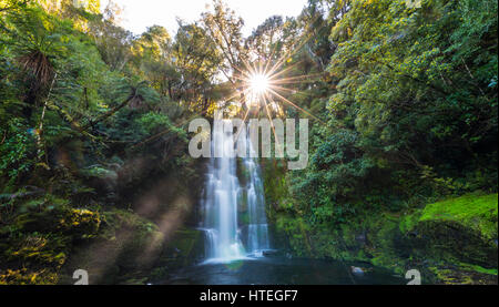 McLean Wasserfall, Sun Star, die Catlins, Otago, Southland, Neuseeland Stockfoto