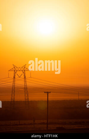 Sonnenaufgang über der Wüste von Nevada. Stockfoto