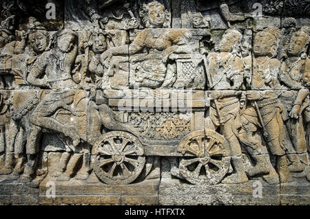 Relief Darstellung Königin Maya gefunden in Borobudur-Tempel - Java, Indonesien Stockfoto