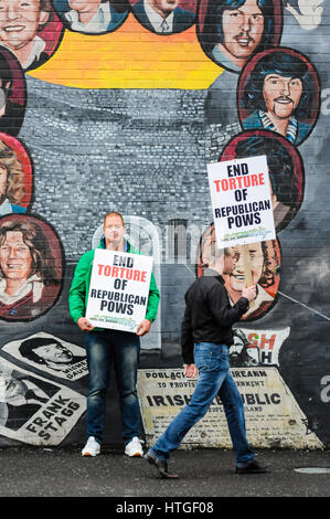 Belfast, Nordirland. 11 Mar 2017 - irisch republikanischen Gefangenen Welfare Association (IRPWA) halten einen Protest der Behandlung der republikanischen Gefangenen im Gefängnis Maghaberry HMP zu markieren. Stockfoto