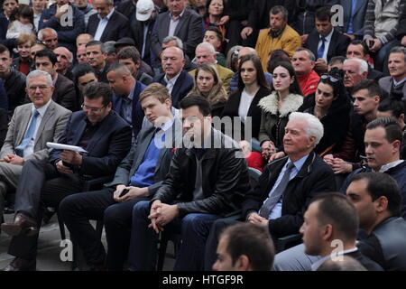 Tirana, Albanien 11. März 2017. Politische Kundgebung der Demokratischen Partei Albaniens im Zuge des Wahlkampfes 2017 in Albanien: Lulzim Basha Stockfoto