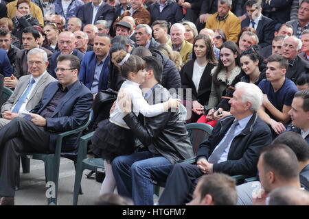 Tirana, Albanien 11. März 2017. Politische Kundgebung der Demokratischen Partei Albaniens im Zuge des Wahlkampfes 2017 in Albanien: Lulzim Basha Stockfoto