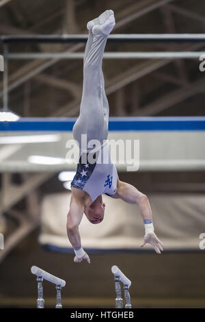 Annapolis, MD, USA. 10. März 2017. 10. März 2017: Christian Kalustian konkurriert am Barren, während die Männer NCAA Gymnastik Treffen zwischen Navy Midshipmen, Air Force Falcons und William & Mary Tribe Macdonough Hall in Annapolis, Maryland. Bildnachweis: Scott Taetsch/ZUMA Draht/Alamy Live-Nachrichten Stockfoto