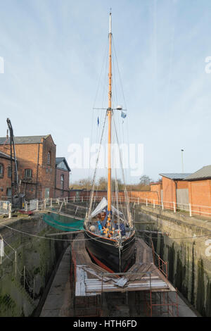 Die wichtigsten Becken von Gloucester Docks in Südengland. Es ist Großbritanniens am Binnenhafen und Teil des Gloucester, Schärfe-Kanal Stockfoto