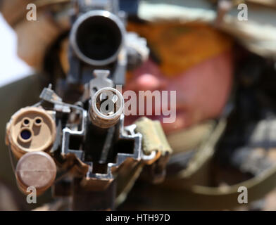 Sperrfrist, 0001 Montag März 13 zuvor bedingtes Foto datiert 03.06.17 eines Soldaten aus dem 2. Bataillon, The Royal Regiment der Scotland(2SCOTS) nach einer live Firing Übung, wie sie trainieren Askari Sturm in Archers Post in Nordkenia teilnehmen. Stockfoto