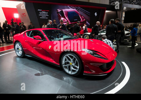 Start des Ferrari 812 Superfast auf 87. Genfer internationalen Autosalon in Genf Schweiz 2017 Stockfoto