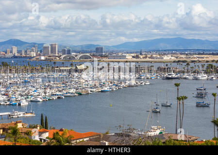 Blick auf Hafen von San Diego aus der Nachbarschaft von La Playa in Punkt Loma. San Diego, Kalifornien. Stockfoto