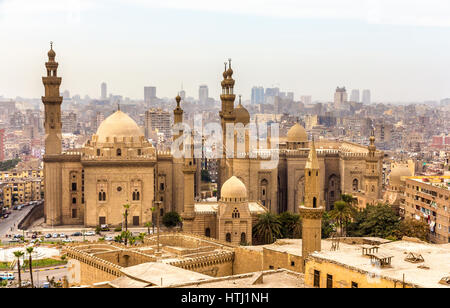 Blick auf die Moschee des Sultan Hassan und Al-Rifai in Kairo - Ägypten Stockfoto