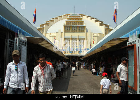 Das äußere des Art Deco Zentralmarkt (Psar Thmey) in Phnom Penh, Kambodscha Stockfoto