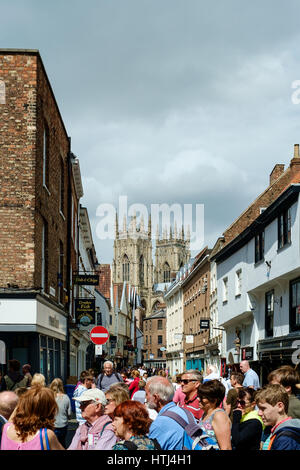 Niedrige Petergate, York, England Stockfoto