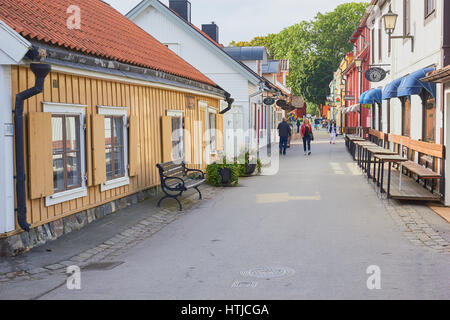 Stora Gatan der Hauptstraße von Sigtuna die älteste Stadt in Schweden, Stockholm County, Schweden, Skandinavien Stockfoto