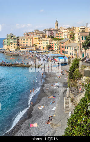 Panoramablick auf Bogliasco, Rivera di Levante Liguria, Nordwestitalien Stockfoto