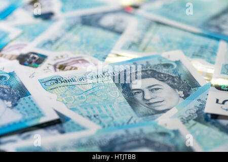 Britische Währung - neue Polymer-fünf-Pfund-Noten, Sterling, Cash Stockfoto
