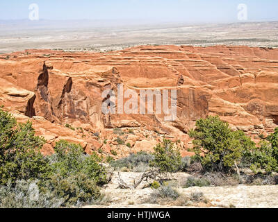 Natur-Nationalpark, Utah. Die Landschaft und die Felsen. Straßen und Propinki Park, Utah. Stockfoto