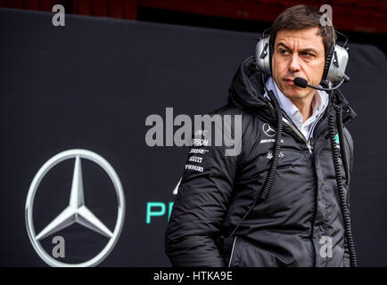 Barcelona, Spanien. 28. Februar 2017. Österreichischen Mercedes Motorsport Direktor Torger Christian "Toto" Wolff auf dem Circuit de Catalunya Rennen Treak in der Nähe von Barcelona, Spanien, 28. Februar 2017. Alle F1-Teams testet ihren neuen Rennwagen während der nächsten zwei Wochen in Spanien. Die neue Formel1 Saison startet am 26. März 2017 in Australien. Foto: Jens Büttner/Dpa-Zentralbild/ZB/Dpa/Alamy Live News Stockfoto