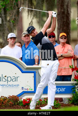 Innisbrook Resort. 12. März 2017. Florida, USA-Nick Watney am 2. Loch während der Endrunde der PGA Valspar Championship auf dem Copperhead Golfplatz im Innisbrook Resort. Del Mecum/CSM/Alamy Live-Nachrichten Stockfoto