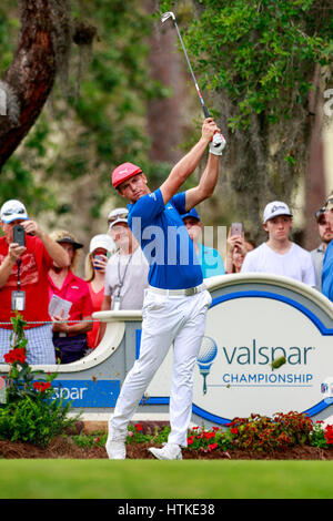 Innisbrook Resort. 12. März 2017. Florida, USA - Bryson Dechambeau auf dem 2. Loch während der Endrunde der PGA Valspar Championship auf dem Copperhead Golfplatz im Innisbrook Resort. Del Mecum/CSM/Alamy Live-Nachrichten Stockfoto