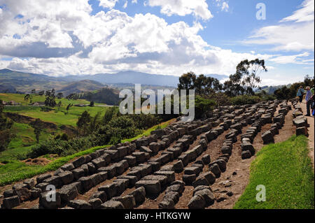 Ingapirca, Ecuador. 16. Oktober 2016. Inka Website Ingapirca gilt als der am besten erhaltenen archäologischen Website aus Inka-Zeit in der das ganze von Ecuador. Deutlich sichtbar sind hier Steinblöcke, später als Baumaterial verwendet. Aufgenommen am 16.10.2016. Foto: Reinhard Kaufhold/Dpa-Zentralbild/ZB | weltweite Nutzung/Dpa/Alamy Live-Nachrichten Stockfoto