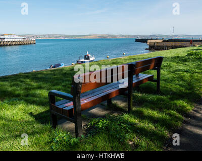 Weymouth, Dorset, UK. 13. März 2017. Weymouth Hafen an einem warmen und sonnigen Frühlingstag an der Südküste. © Dan Tucker/Alamy Live-Nachrichten Stockfoto