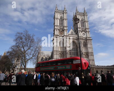 Westminister Abbey, London, UK. 13. März 2017. Die Commonwealth-Service findet in der Westminster Abbey am 15:15 am Montag, 13. März 2017 Credit: Nastja M/Alamy Live News Stockfoto