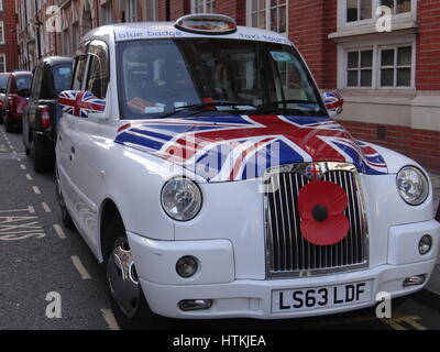 Westminister Abbey, London, UK. 13. März 2017. Die Commonwealth-Service findet in der Westminster Abbey am 15:15 am Montag, 13. März 2017 Credit: Nastja M/Alamy Live News Stockfoto