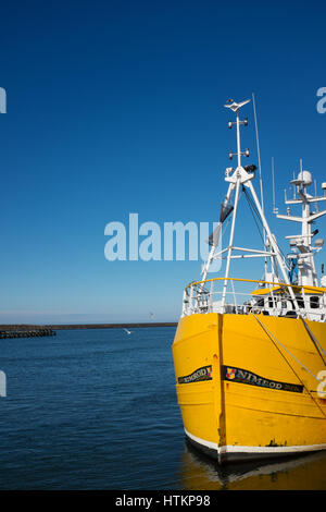 Fischtrawler schlendern Northumberland Stockfoto