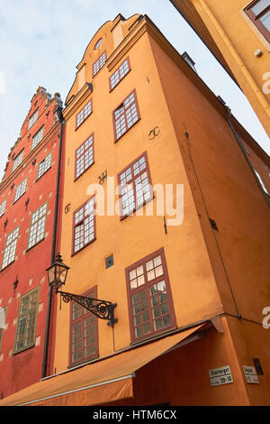 Bunte Häuser in Stortorget, den wichtigsten Platz von Gamla Stan, Altstadt von Stockholm, Schweden, Skandinavien Stockfoto