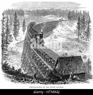 Union Pacific Railroad: Zug hölzernen Trestle-Brücke tragen Eisenbahn über die Sierra Nevada. Holzstich 1876 Stockfoto