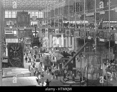 Great Exhibition von 1851 im Crystal Palace, Hyde Park, London; Innenansicht von der Hauptstraße auf der Suche nach Osten. Der Eisen-Rahmen des Gebäudes ist deutlich sichtbar. Stahlstich von 1851 Stockfoto