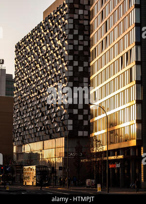 Arundel Gate Abend Sonnenlicht, in der Nähe die untergehende Sonne, Schüsse aufs Tor Arundel, Sheffield, 3. Dezember 2014 Stockfoto