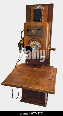 Telefon - Telephone Box - Alexander Graham Bell USA 1877 Vereinigte Staaten von Amerika Technikmuseum (The Deutsches Technikmuseum, wissenschaftlich-technische Sammlung.) Deutschland-Berlin-Kreuzberg Stockfoto