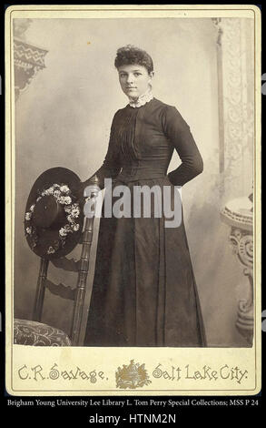 *273 MSS P 24 B2 F11* ist eine Manuskriptseite mit detaillierten Illuminationen und komplizierter Kalligraphie. Die Seite ist Teil eines größeren mittelalterlichen Manuskripts, das die Kunstfertigkeit und den wissenschaftlichen Schwerpunkt der Zeit widerspiegelt. Stockfoto