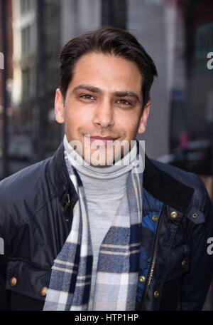 New York, NY, USA. 13. März 2017. Luke Pasqualino unterwegs für Promi-Schnappschüsse - Mo, New York, NY 13. März 2017. Bildnachweis: Derek Sturm/Everett Collection/Alamy Live-Nachrichten Stockfoto
