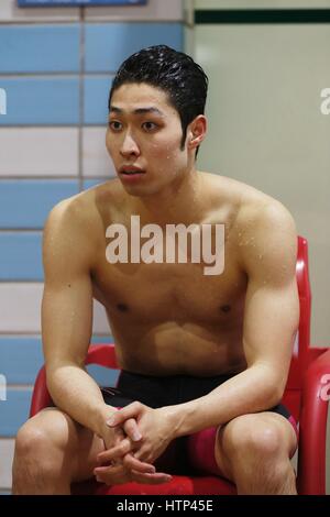 Madrid, Spanien. 11. März 2017. Kosuke Hagino (JPN) Schwimmen: Kosuke Hagino von Japan nach den Herren 200m Lagen Finale auf die Gemeinschaft von Madrid Open im Mundial 86 Schwimmzentrum in Madrid, Spanien. Bildnachweis: Mutsu KAWAMORI/AFLO/Alamy Live-Nachrichten Stockfoto