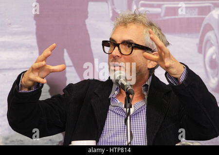 Mexico City, Mexiko. 14. März 2017. Der mexikanische Regisseur Alfonso Cuarón während der Pressekonferenz zu verkünden die Schließung von den Dreharbeiten des Films Roma im Museum Mexiko City.Leonardo Casas / Alamy Live News Stockfoto