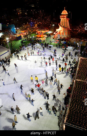 Eislaufen im Winter-Wunderland, Cardiff Stockfoto