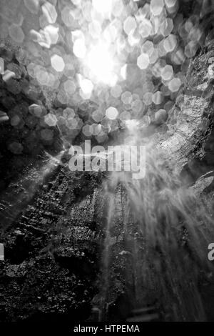 Die Landschaften und historische Madakaripura Wasserfall in Ost Java Indonesien fühlen Stockfoto