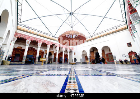 Marrakesch, Marokko - 10. Februar 2012 - beeindruckende Musée de Marrakech Hof befindet sich im Mnebhi-Palast Stockfoto